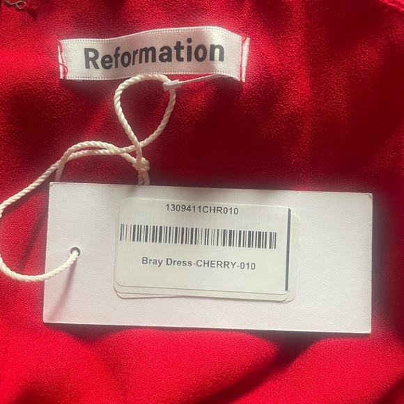 - Reformation Bray dress- Cherry size 10- NWT -$388 - Picture 8 of 11